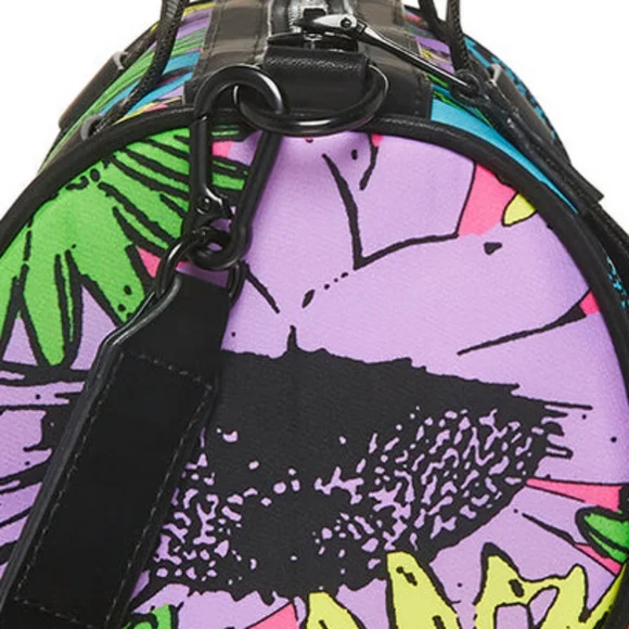 😺STEVE MADDEN BZOOM Floral Barrel Bag in Multi Color